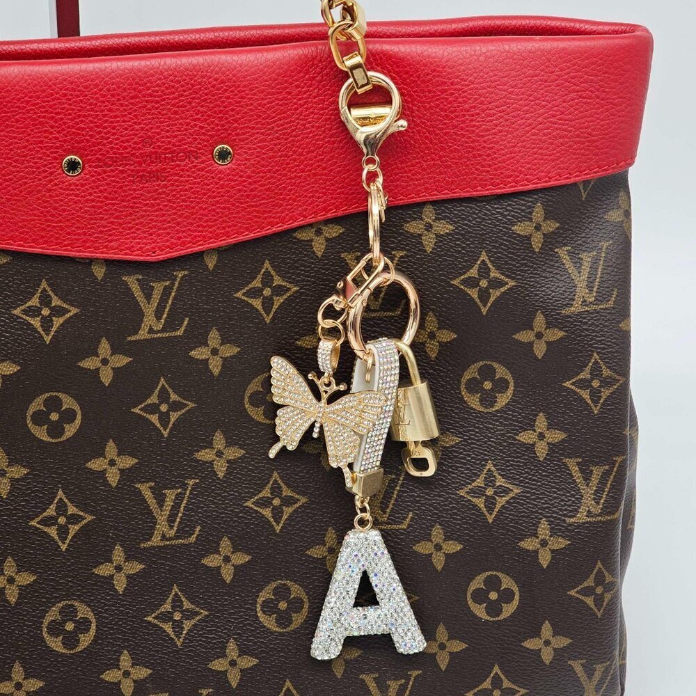 Authentic Louis Vuitton Gold Padlock & Key 🔒 LV Bag Charm Unbranded Keychain